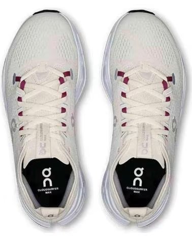 ON ZAPATILLAS DE RUNNING CLOUDSURFER MAX W ARCTIC
