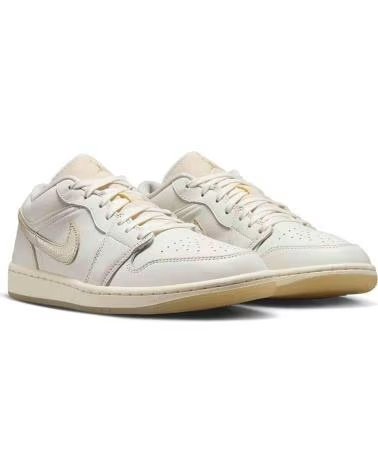 JORDAN AIR 1 LOW SE TEAM GOLD SNEAKER