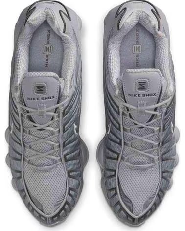 NIKE BASKETS SHOX TL WOLF GREY