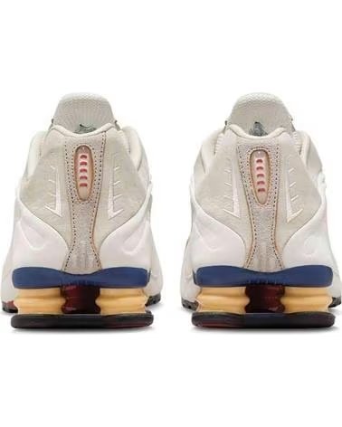 NIKE BASKETS HQ3531-099 BEIGE