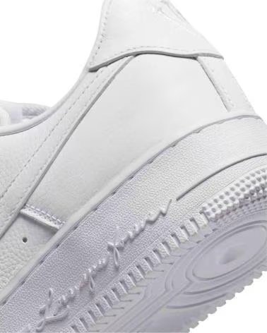 NIKE BASKETS CZ8065-100 BLANCHES UNISEXE