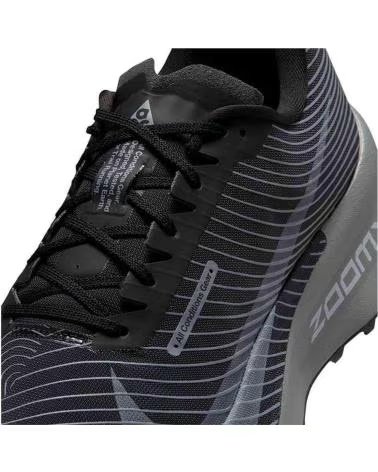 NIKE ZAPATILLAS DE TREKKING ACG ULTRAFLY TRAIL BLACK EN NEGRO PARA HOMBRE