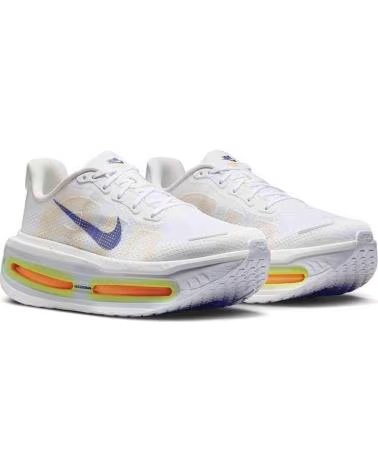 NIKE ZAPATILLAS DE RUNNING VOMERO PREMIUM LAPIS EN BLANCO PARA HOMBRE