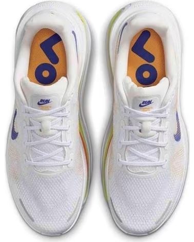 NIKE ZAPATILLAS DE RUNNING VOMERO PREMIUM LAPIS EN BLANCO PARA HOMBRE