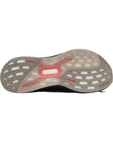 ADIDAS ZAPATILLAS JQ5388 MARRÓN PARA HOMBRE