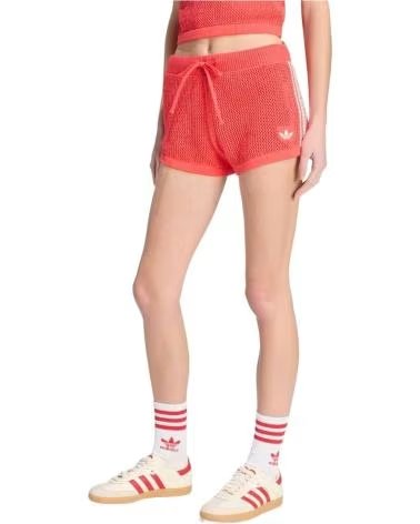 ADIDAS PANTALON CORTO KC6479 EN ROJO PARA MUJER