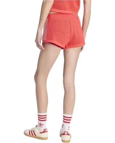 ADIDAS PANTALON CORTO KC6479 EN ROJO PARA MUJER