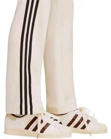 ADIDAS PANTALÓN DE CHÁNDAL KD0352 BEIGE MUJER