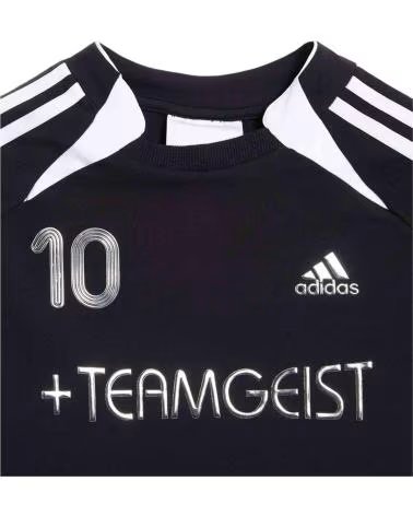 ADIDAS T-SHIRT A MANICHE CORTE TEAMGEIST