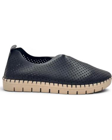 TIMBOS MOCASIN PICADO DE MUJER COLOR 133199 NEGRO