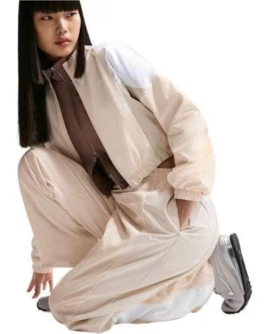 NIKE PANTALON DE CHANDAL IF0218-103 EN BEIGE PARA MUJER