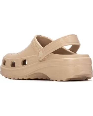XTI MEN´S CLOG SANDALS IN BEIGE