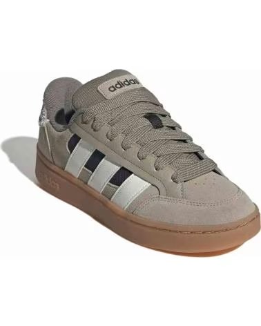 ADIDAS ZAPATILLAS GRAND COURT ALPHA MARRÓN GRISÁCEO BLANCO
