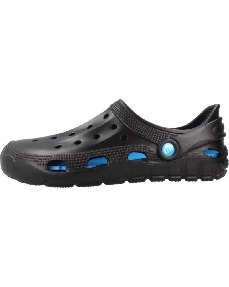 MTNG CHANCLAS HOMBRE MODELO 85009M COLOR NEGRO C61042