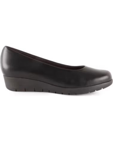 CHAMBY 10557 ZAPATOS CON CUÑA DE PIEL NEGRO