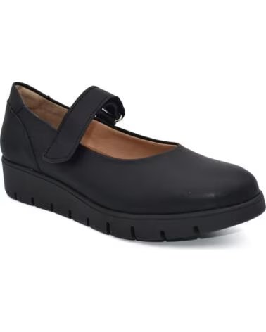 CHAMBY LEATHER MARY JANES MODEL 1915 WITH PLATFORM NEGRO