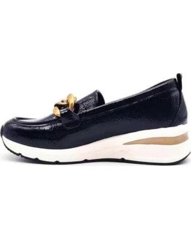 Início-XTI-MOCASSIM XTI 144224 PRETO COM CORRENTE DOURADA E PLATAFORMA ESPORTIVA-NEGRO