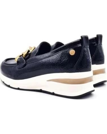 Início-XTI-MOCASSIM XTI 144224 PRETO COM CORRENTE DOURADA E PLATAFORMA ESPORTIVA-NEGRO