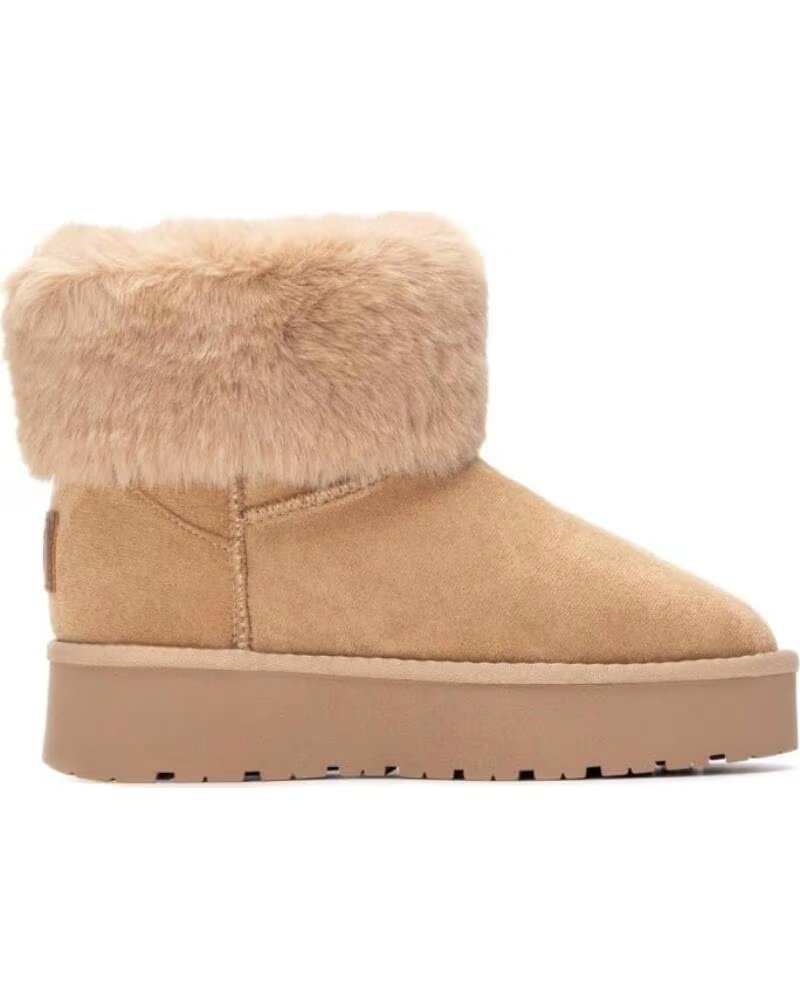 BOTINS RASOS XTI 144719 COM DETALHE DE PELO BEIGE