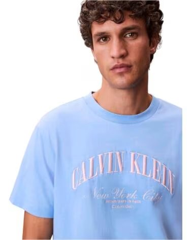 CAMISETA CALVIN KLEIN JEANS MARCH GRAPHIC SEASON C32