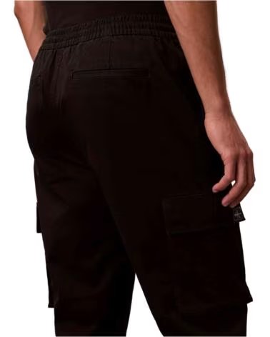 Inizio-CALVIN-KLEIN-PANTALONES-DE-CHICO-LV04RD608G-NEGRO