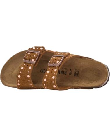 BIRKENSTOCK SANDALIAS CON TACHUELAS DE ANTE MARRÓN PARA MUJER
