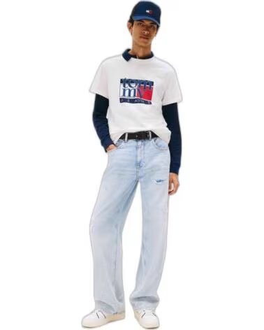 TOMMY JEANS CAMISETAS HOMBRE MODELO TJM SLIM RWB FLAG TEE EX COLOR BLANC YBH