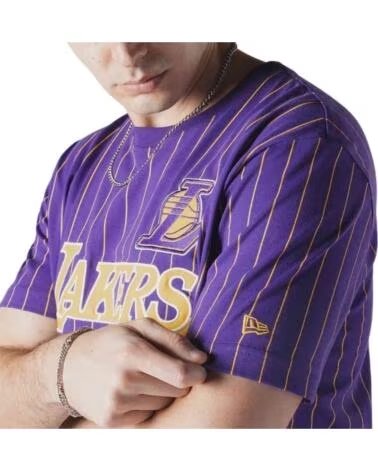 NEW ERA LAKERS PINSTRIPE T-SHIRT LILA