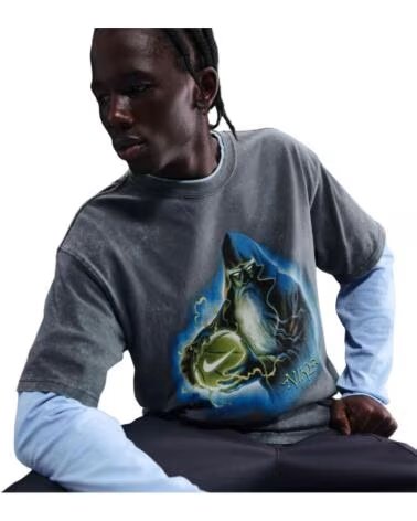 NIKE T-SHIRT HV1705-060 ANTHRACITE AVEC GRAPHIQUE