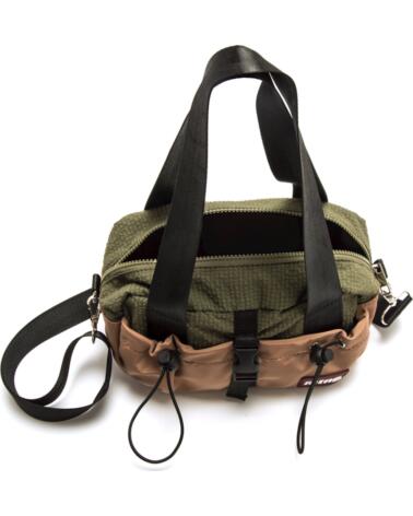 MTNG BOLSO MURREN ESTILO URBANO CON CIERRE DE HEBILLA VERDE