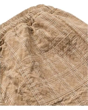 FORET PANTALÓN CORTO FORÉT F1042-KHAKICHECK CON ESTAMPADO A CUADROS BEIGE