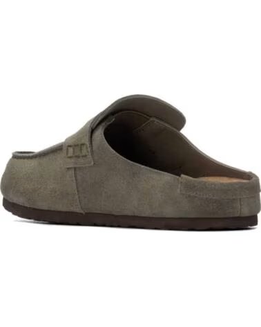 XTI 145808 SUEDE CLOGS IN KHAKI KAKI