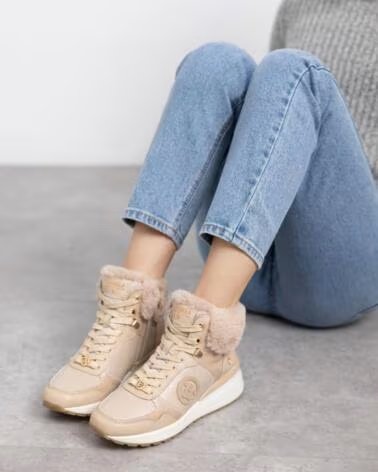 BOTÍN CARMELA 162654 BEIGE CON PELO