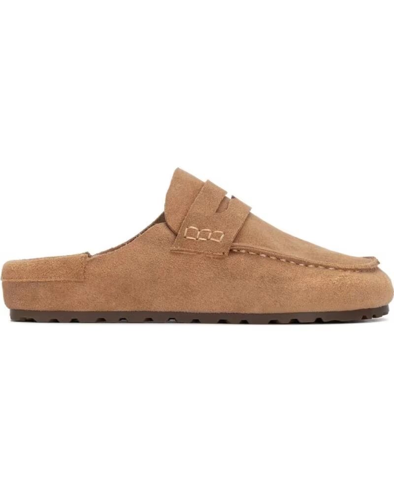 XTI 145498 SUEDE CLOGS IN CAMEL