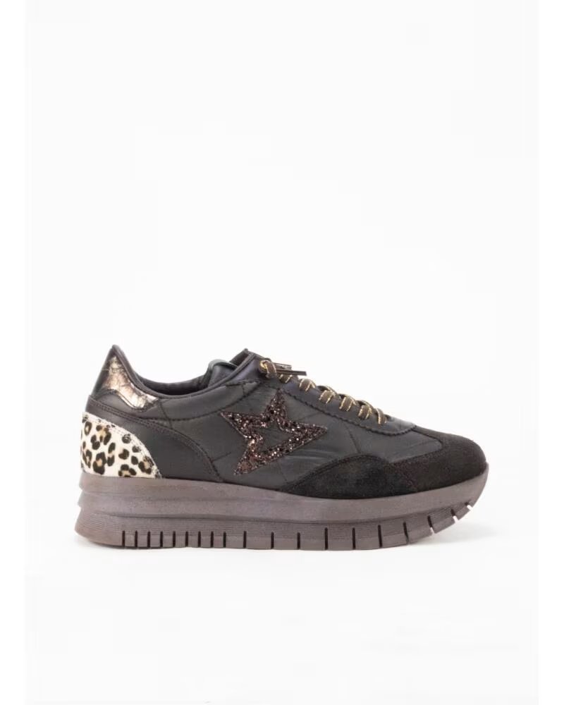CETTI ZAPATILLAS 1259XL MARRÓN CON DETALLE DE ESTRELLAS Y ANIMAL PRINT MARRON