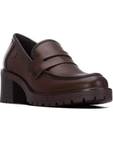 XTI WOMEN´S WIDE HEEL PLATFORM LOAFER WITH TRACK SOLE 146084 MARRON