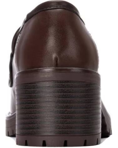 XTI WOMEN´S WIDE HEEL PLATFORM LOAFER WITH TRACK SOLE 146084 MARRON