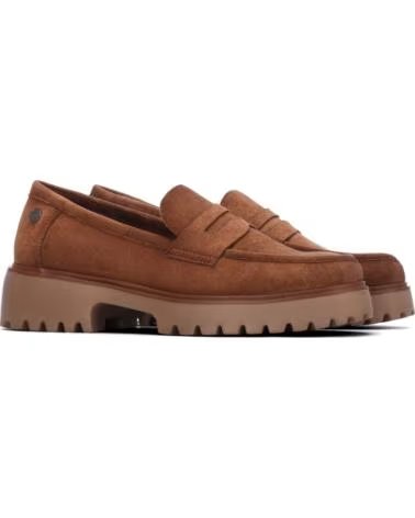REFRESH 176030 TRACK HEEL LOAFER IN CAMEL SUEDE
