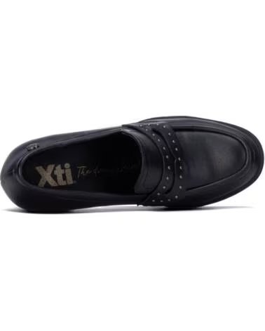 XTI MOCASSINS DE SALTO LARGO E PLATAFORMA COM TACHAS 146091 NEGRO