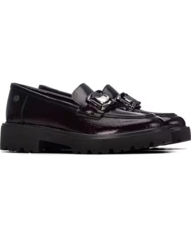 XTI 146258 BURGUNDY LOAFER WITH BUCKLE AND TRACK SOLE BURDEOS