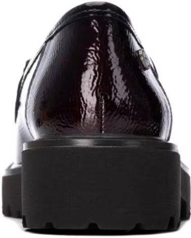 XTI 146258 BURGUNDY LOAFER WITH BUCKLE AND TRACK SOLE BURDEOS