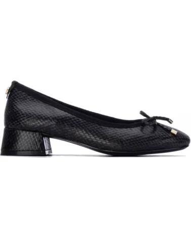 XTI 146378 BALLERINA CON TACCO BASSO E FIOCCO NEGRO