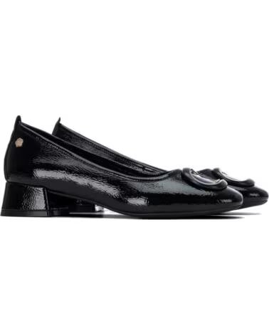 CARMELA 164363 ZAPATOS DE TACÓN BAJO CON HEBILLA NEGRO