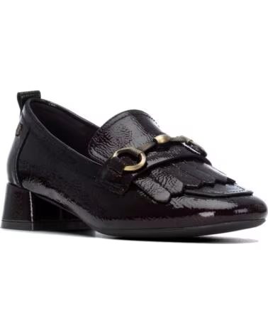 CARMELA MOCASINES DE CHAROL CON TACÓN Y HEBILLA 164362 BURDEOS