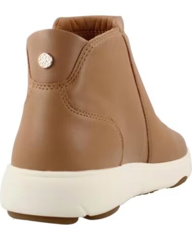 BOTAS D NEBULA 20 C MARRÓN C5000