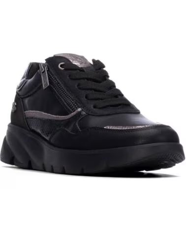 XTI ZAPATILLAS 146111 NEGRAS CON CREMALLERA Y PLATAFORMA NEGRO