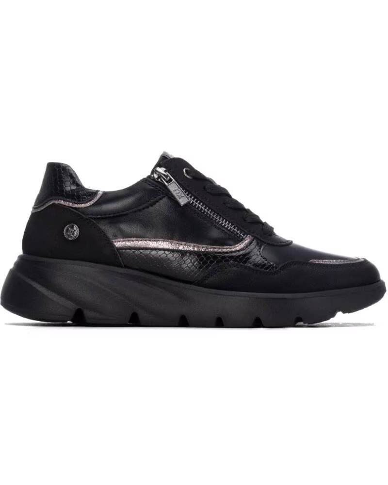 XTI ZAPATILLAS 146111 NEGRAS CON CREMALLERA Y PLATAFORMA NEGRO