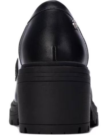 XTI 146298 MOCASSINS À TALONS LARGES ET SEMELLE CRANTÉE NEGRO