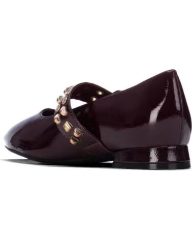 XTI SCARPE BASSE DÉCOLLETÉ 146418 CON CINTURINO E FIBBIA BURDEOS