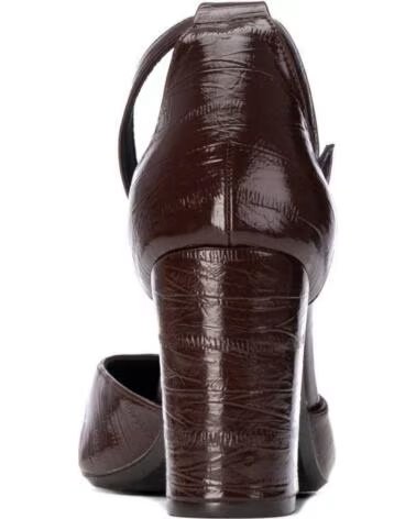 XTI SAPATOS DE SALTO LARGO E BICO FINO 146441 EM CASTANHO MARRON